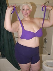 Horny Grannies:This site dedicated to older and mature women addicted to sex.
