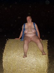 Plump Wives - Exclusive Amateur BBW pics